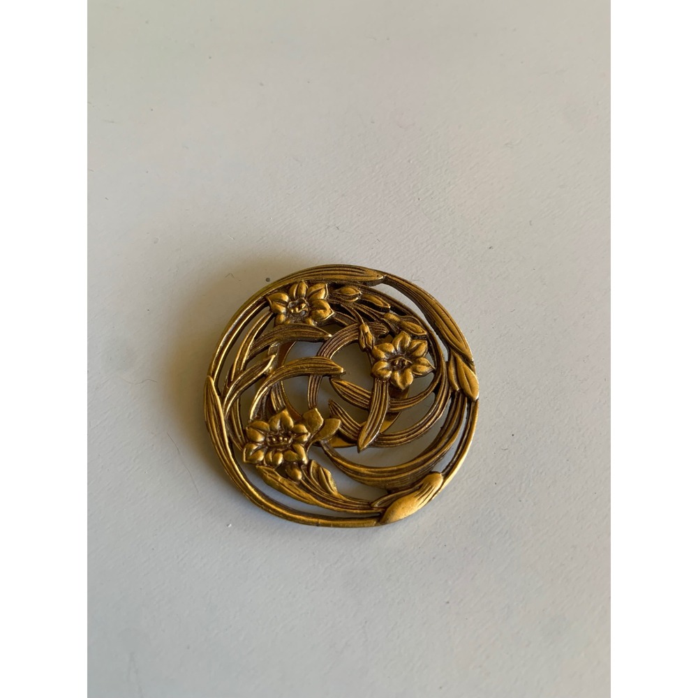 Vintage MFA Museum of Fine Arts Gold Tone Floral Scarf Clip Pin Brooch